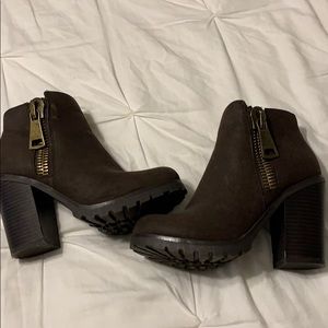 Soda booties
